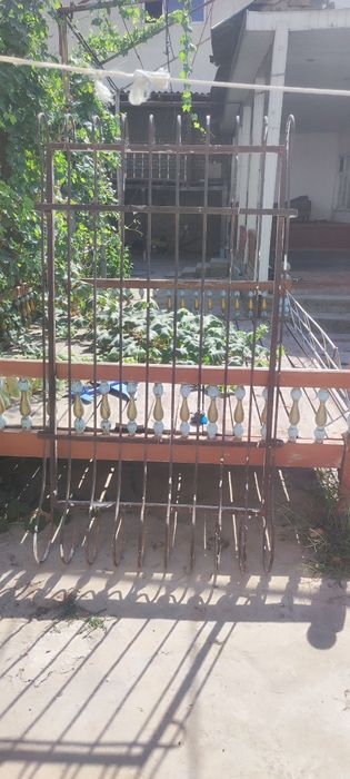 Решётки на окна б/у