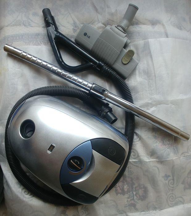 Пылесос проводной