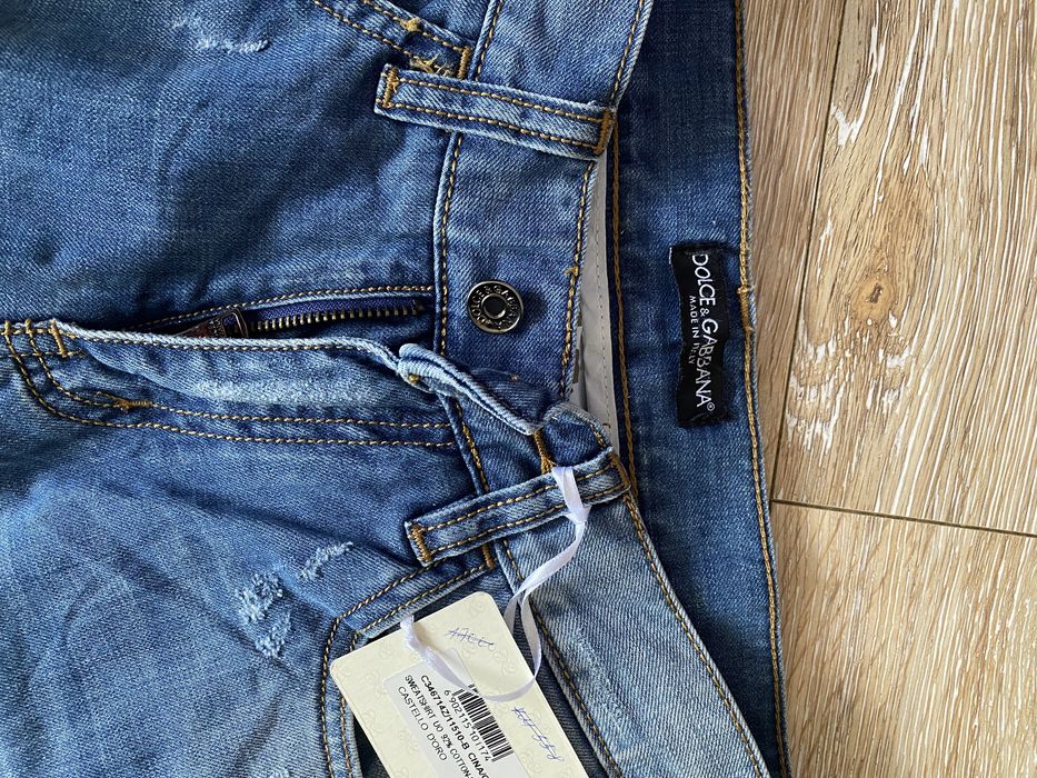 Джинсы женские