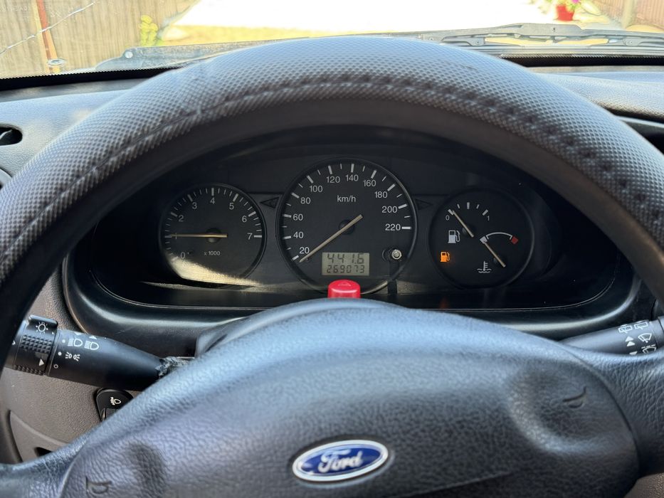 VÂND Ford Fiesta