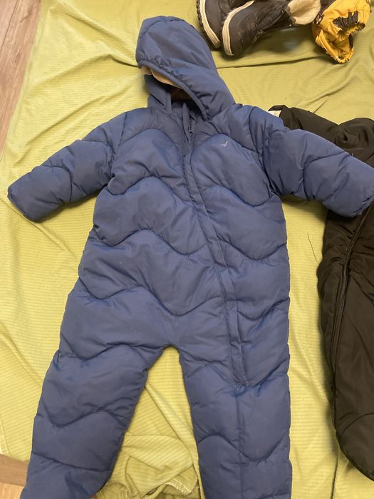 Продам детские комбезы от года до 2
