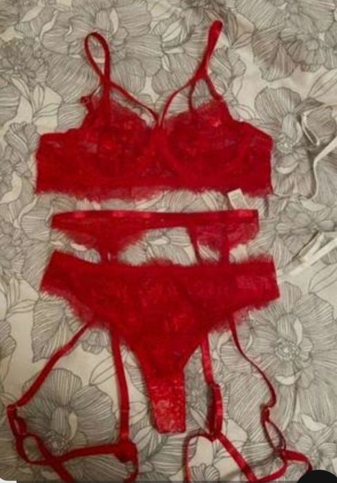 Нов сет бельо от 3 части