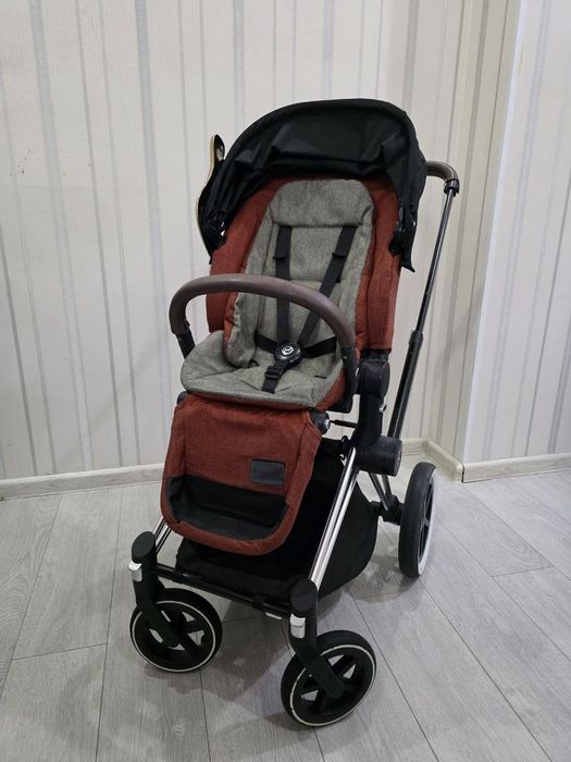 Cybex Priam + люлька от Cybex Jeremy