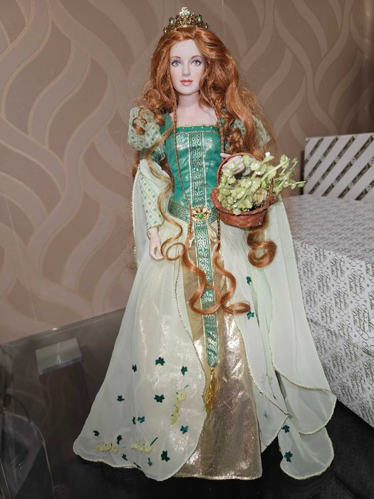 Порцеланова кукла