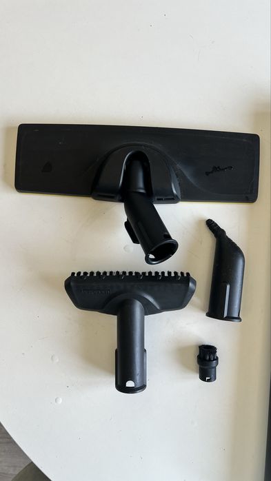 Продам пароочиститель Karcher