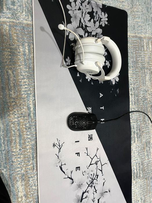 Наушники 2,коврик,мышь