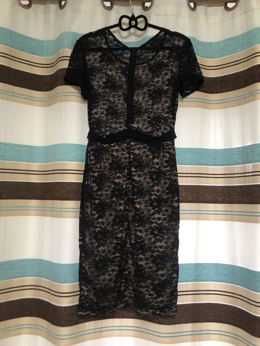 Rochii mărimea M, în condiții bune.