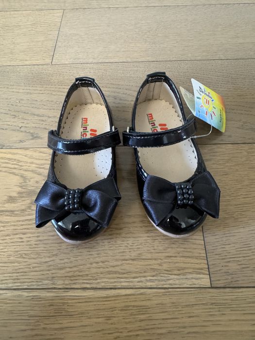 Туфли на девочку