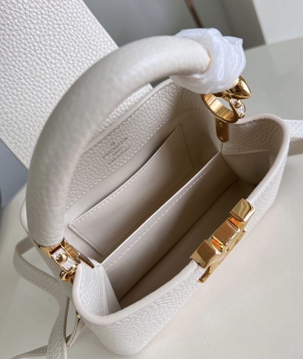 Geanta Louis Vuitton Capucines