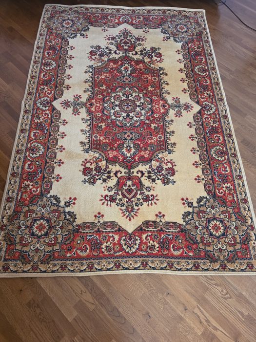 Продам ковры в отличном состоянии