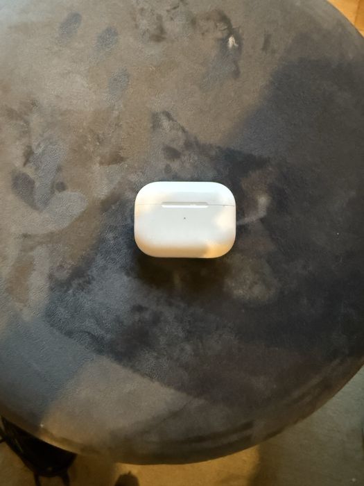 Airpods pro 2 generatia a 2 a plus husa guess cadou