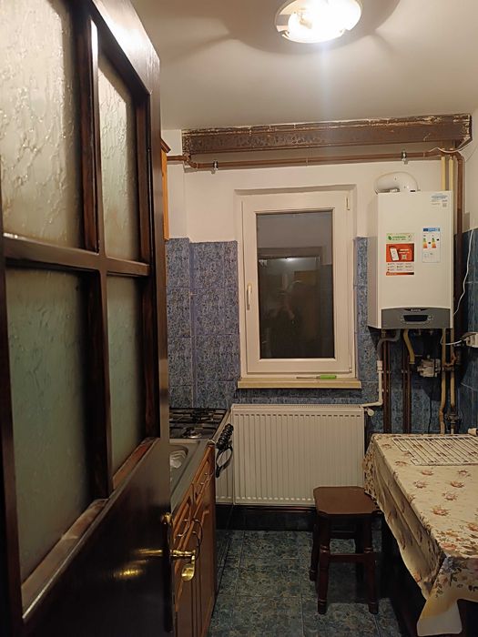 Închiriez apartament 2 camere