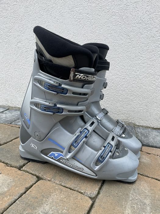 Clapari ski Nordica marime EU 45, 340mm