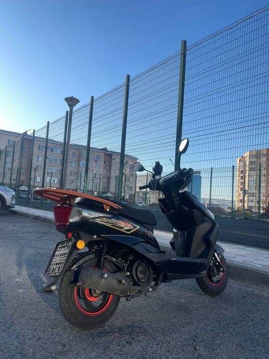 Продам м8 pro лия