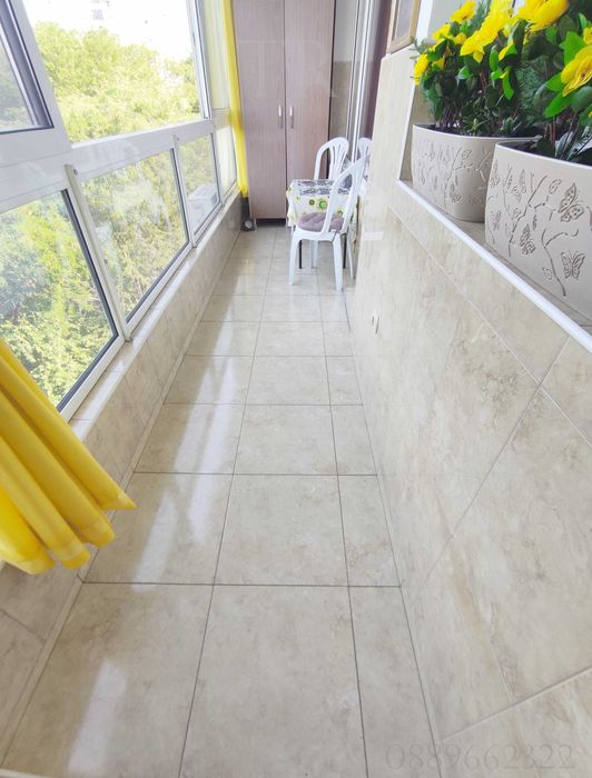 Първа линия за нощувки, 2-ст. + отделна кухня, ж.к. Лазур, гр. Бургас