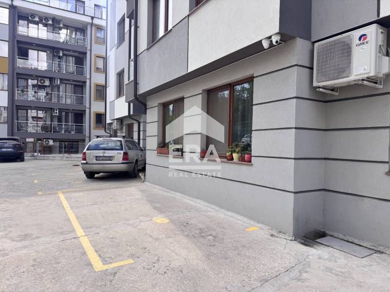 Дава се под наем Гараж / Паркомясто в Варна, Младост 1 - 10 кв.м за 51 € - Снимка #1