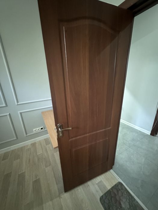 Продам двери 5 шт