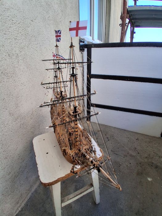 Vând macheta navală H.M.S. Bounty