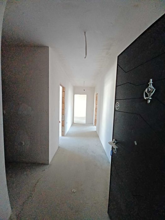 Продава се Тристаен апартамент в Варна, Център - 126 кв.м за 1985 €/кв.м - Снимка #10