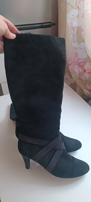 Продам сапоги (замша натуральная)