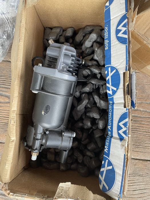 Компресор за въздушно окачване