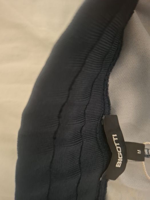 pantaloni bigotti