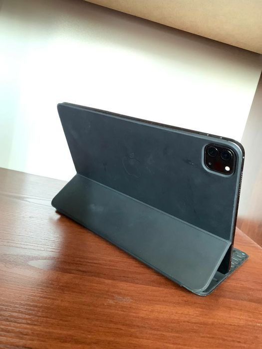 Apple Smart Keyboard Folio для iPad Pro 11" / Air 11"