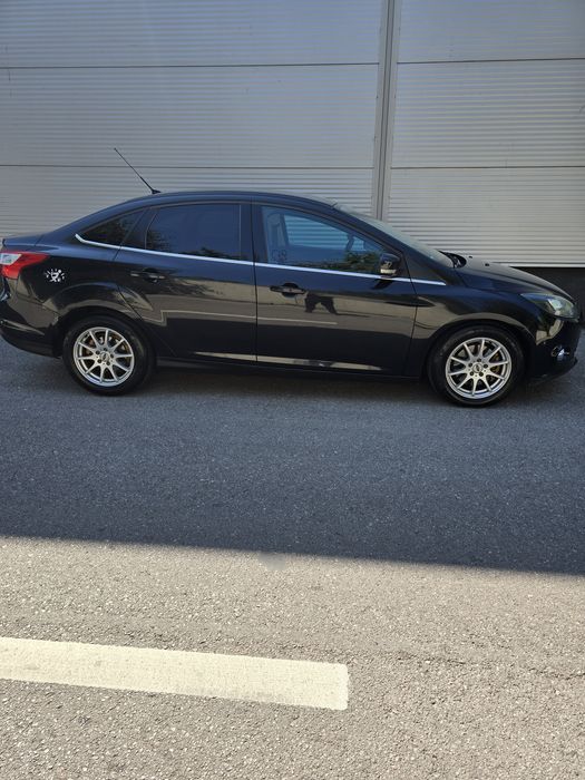 Vând Ford Focus MK3