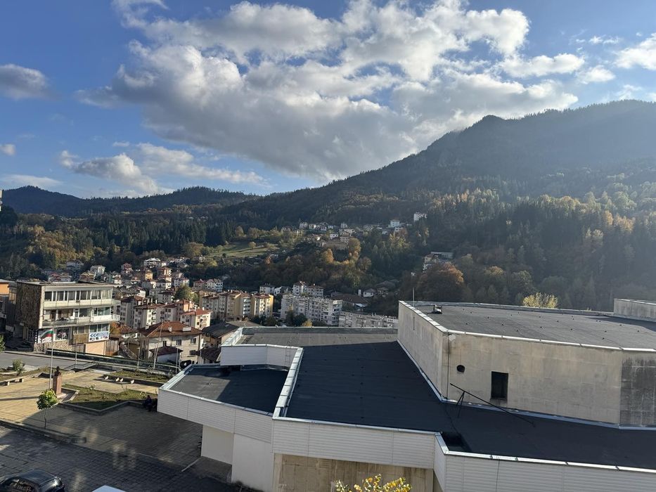 Дава се под наем Тристаен апартамент в Смолян, Стар център - 46 кв.м за 51 € - Снимка #5