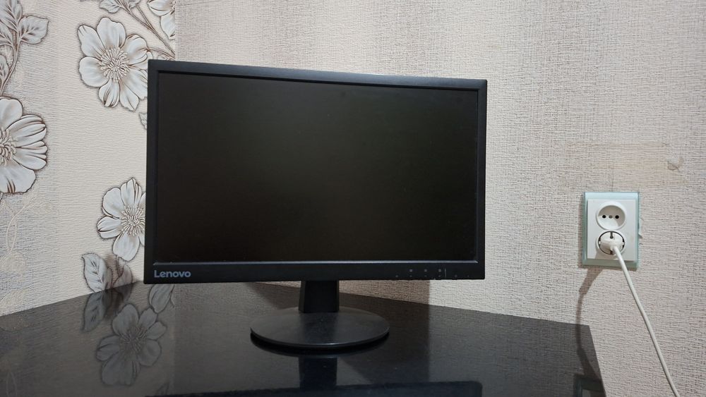 Монитор Lenovo 60Hz
