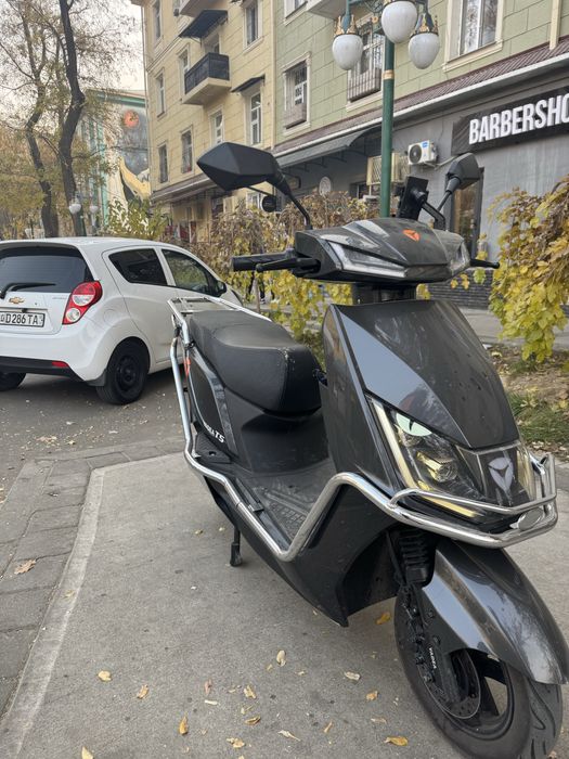 Электроскутер yadea T5