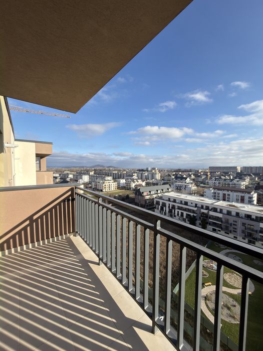 Apartament cu 2 camere de inchiriat in zona Tractorul prima chirie