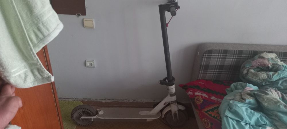 Продам электросамокат