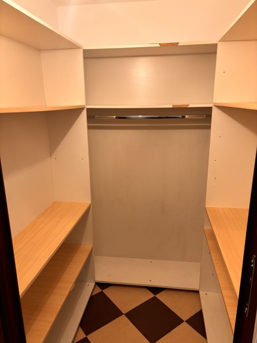 Inchiriez apartament 2 camere, zona Pizzeria Alila