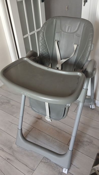 Продам стульчик для кормления