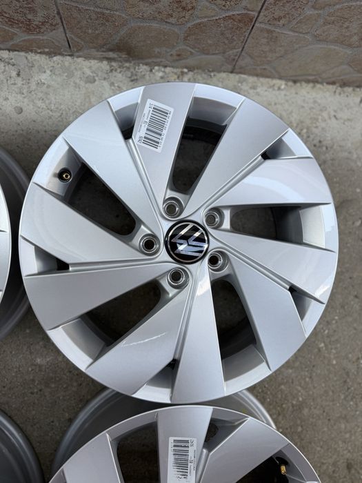 Jante originale VW Golf 5 6 7 8 Belmont R17 5H0601025B NOI 0 KM 5x112 57.1