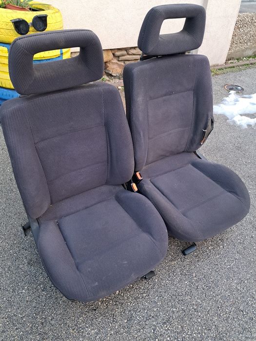 Седалки Ауди 80 Б4 седалка Audi B3 90 салон
