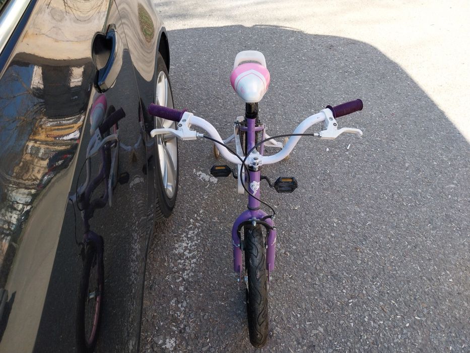 Bicicleta pentru fetite