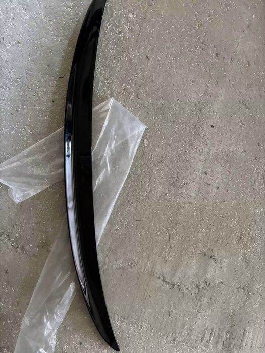Prelungiri praguri BMW G30/Manere usi interior/Capace oglinzi originale/Eleron spoiler portbagaj/Emblema M/Radiator E46 320D/Catalizator BMW G30/Grup