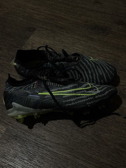 Бутсы Nike phantom