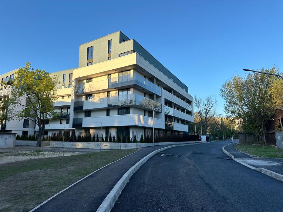 Vand 2 camere bloc nou Complex Luxury Tiglina