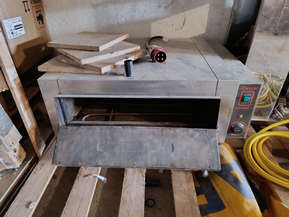 Cuptor pizza trifazic