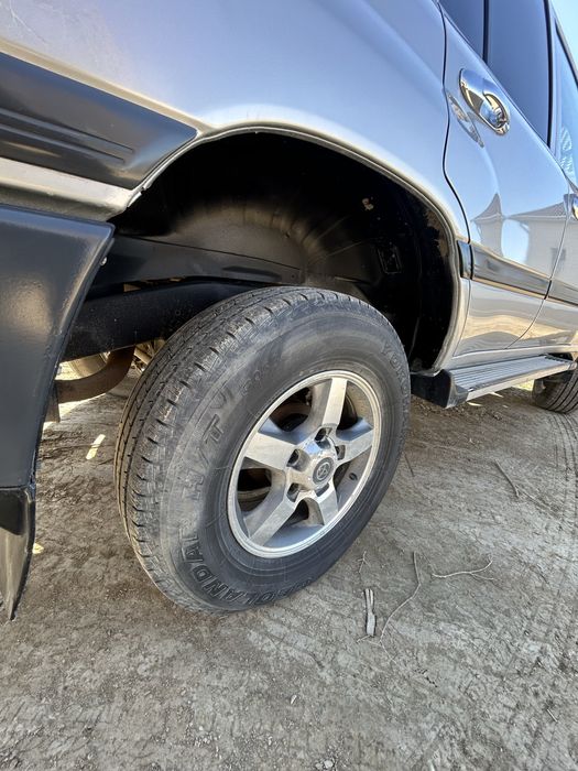 тойота ланд крузер 105