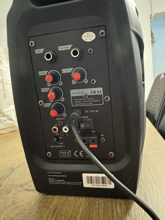 Boxa AKAI SS022A-X6, Bluetooth, USB, Microfon & Chitară, 30W