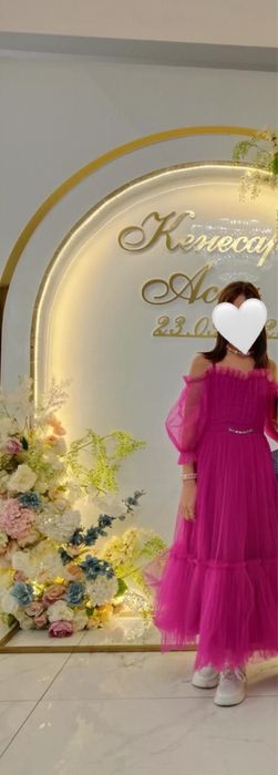 Нарядное платье на девочку