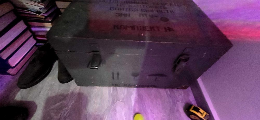 Руски стар военен дървен сандък