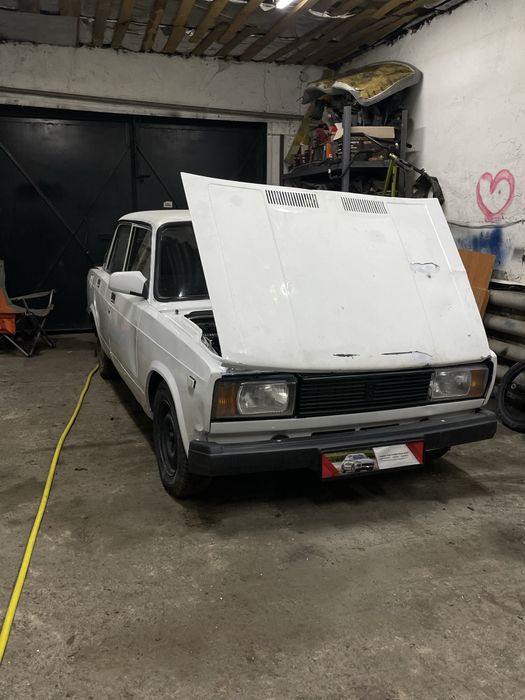 срочно продам ваз 2105