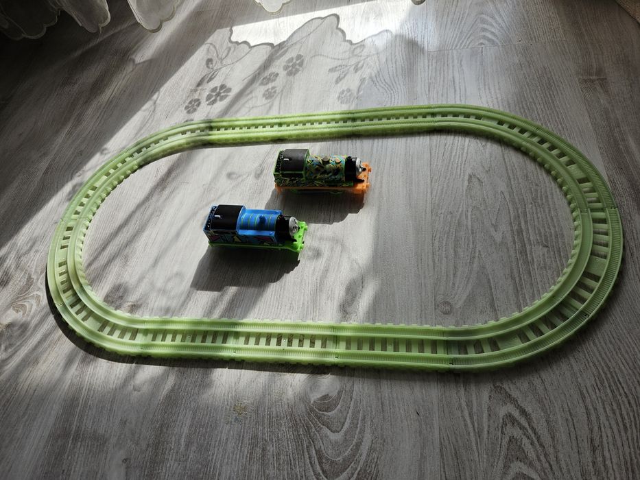Thomas & friends: Glowing Thomas & Percy