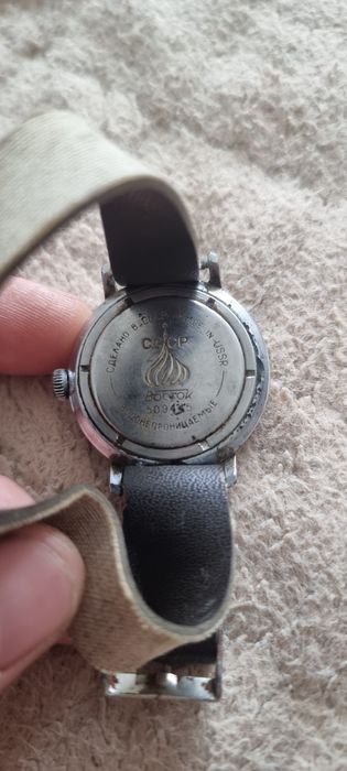 Продам часы восток 1960х годов