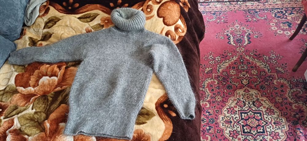 Срочно отдам,  мужские вещи , тёплые